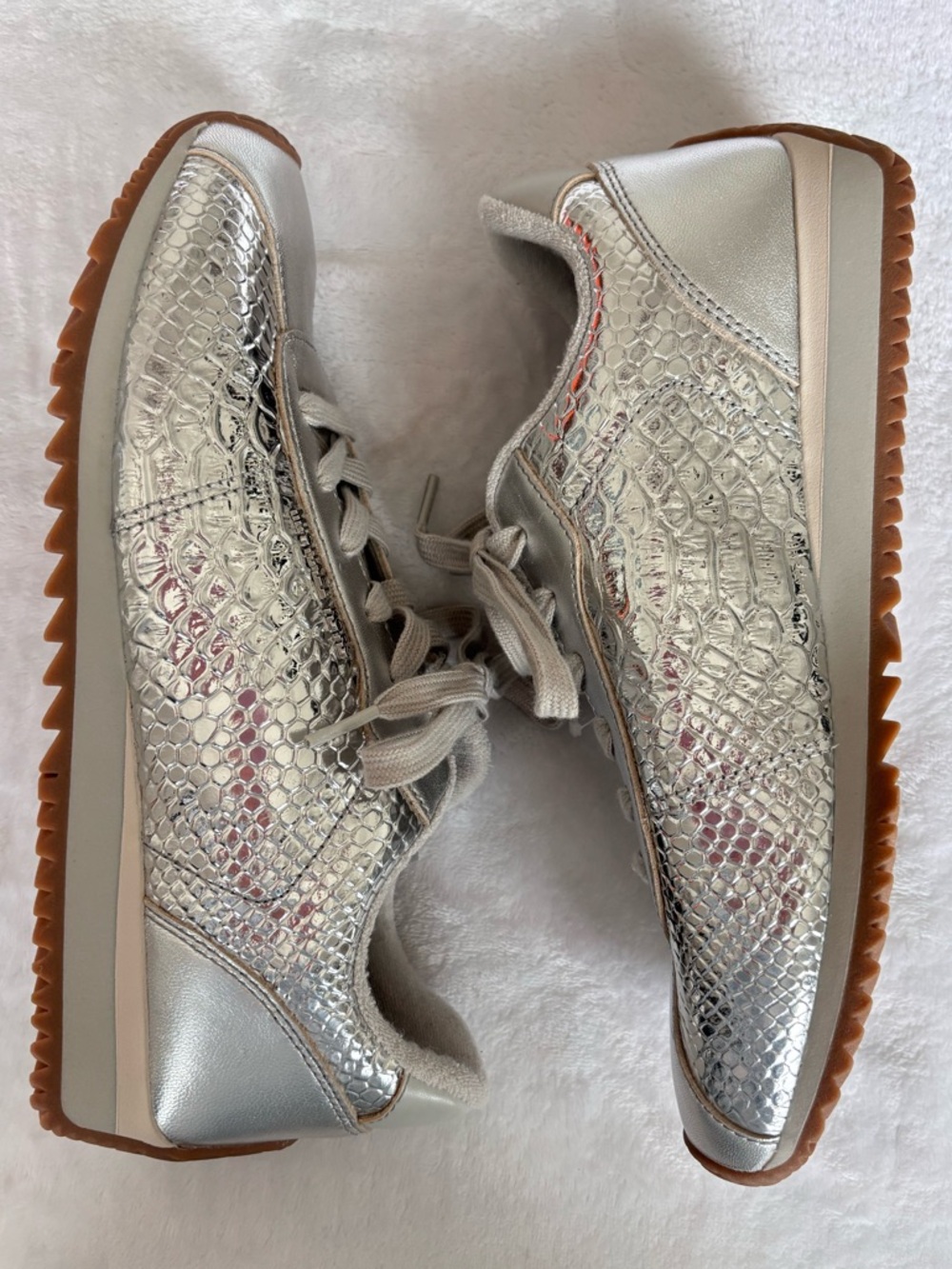 MICHAEL KORS Rhodes Leather Lace Up Metallic Silver Sneaker--NEW--9 - Picture 10 of 15